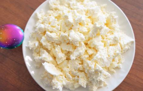 Produse care nu sunt recomandate pentru consumul împreună cu brânza de vaci